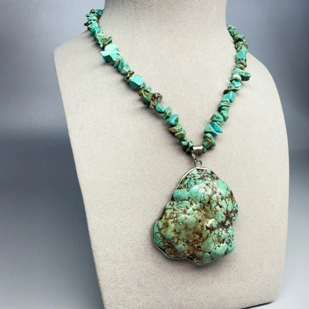 Large Chunky Turquoise Nugget and Chip Pendant Necklace 18